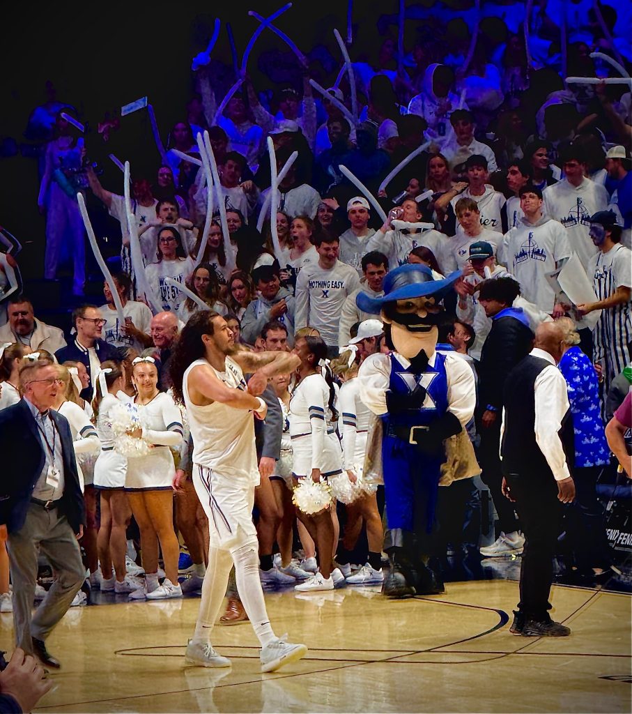 Tre Carroll Celebrating on-court
