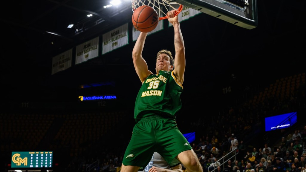 Meet Riley Allenspach: Cincinnati Bearcats Land George Mason&nbsp;Transfer