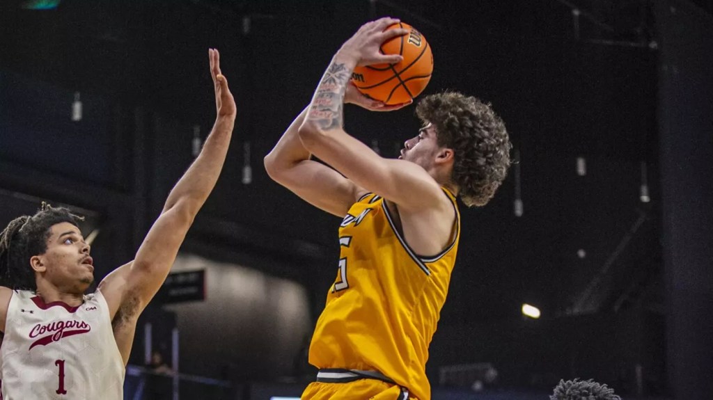 Cincinnati Lands Commitment from Towson’s Tyler&nbsp;Tejada